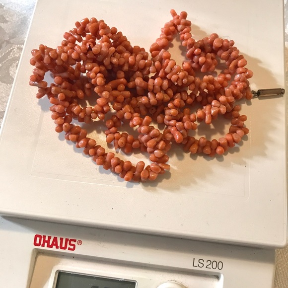 Vintage Real Coral long Necklace Gold clasp - Picture 7 of 9